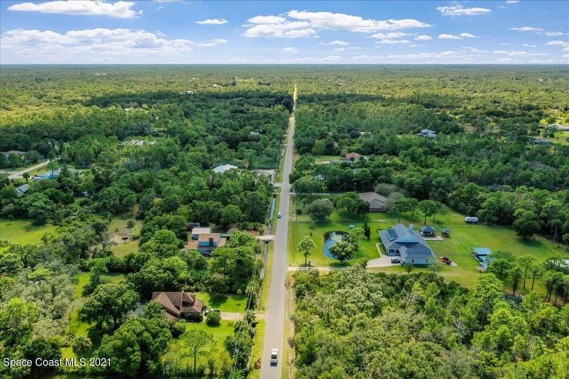 Photo of 1825 Eva Lane