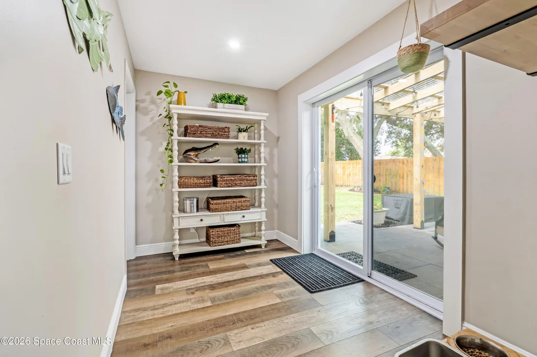 Photo of 4779 Alfred Street