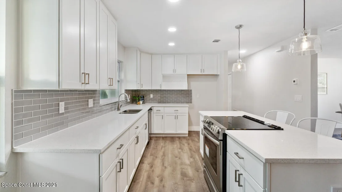 Photo of 1119 Manatee Drive