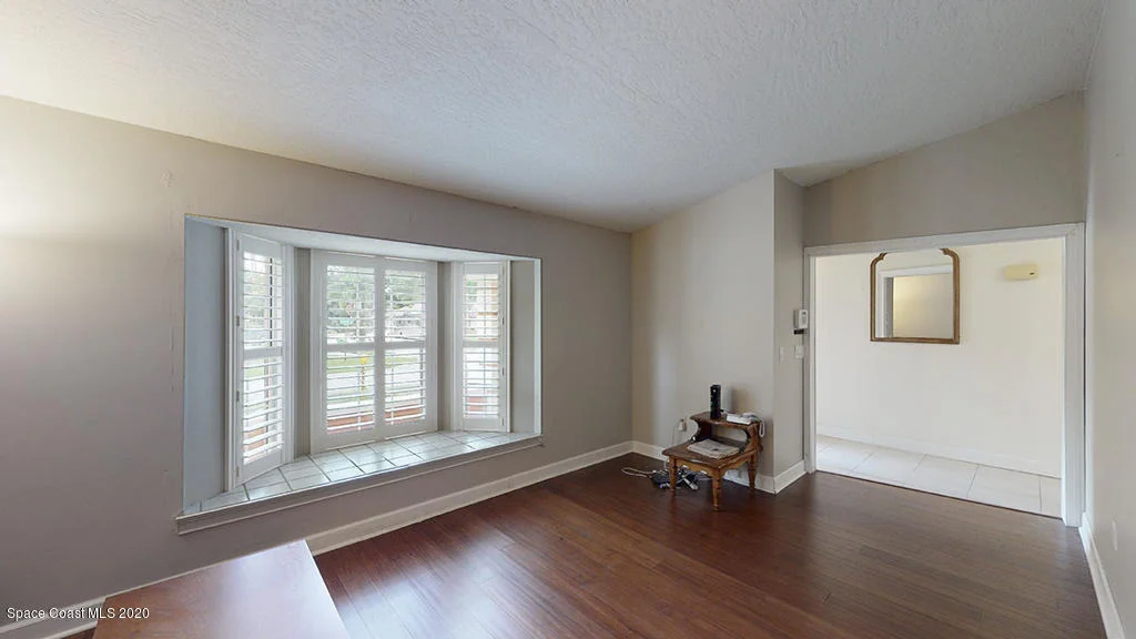 Photo of 214 Jeannie Drive