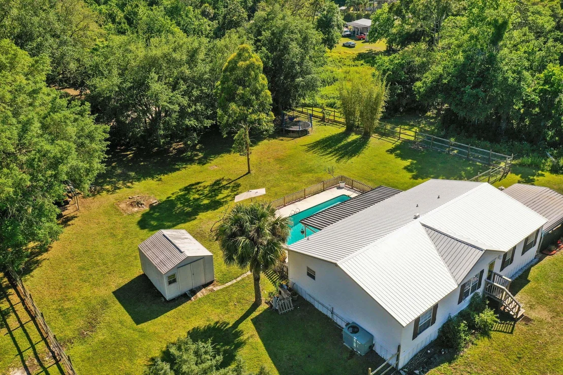 Photo of 2373 Parrish Road