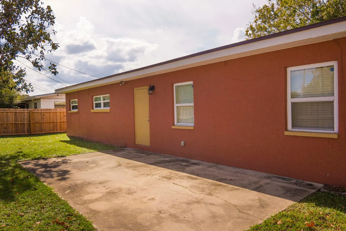 Photo of 1434 Floyd Drive