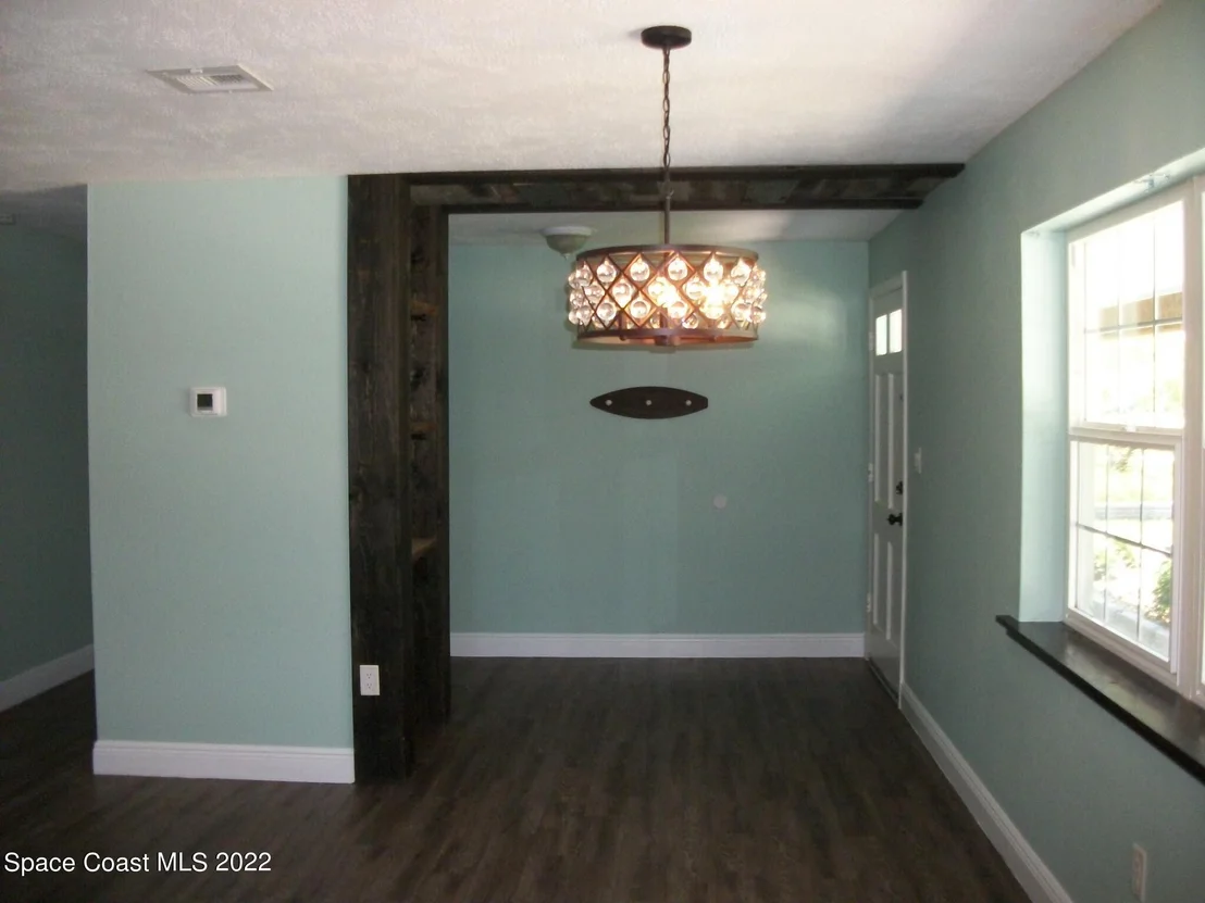 Photo of 2833 Fountainhead Boulevard