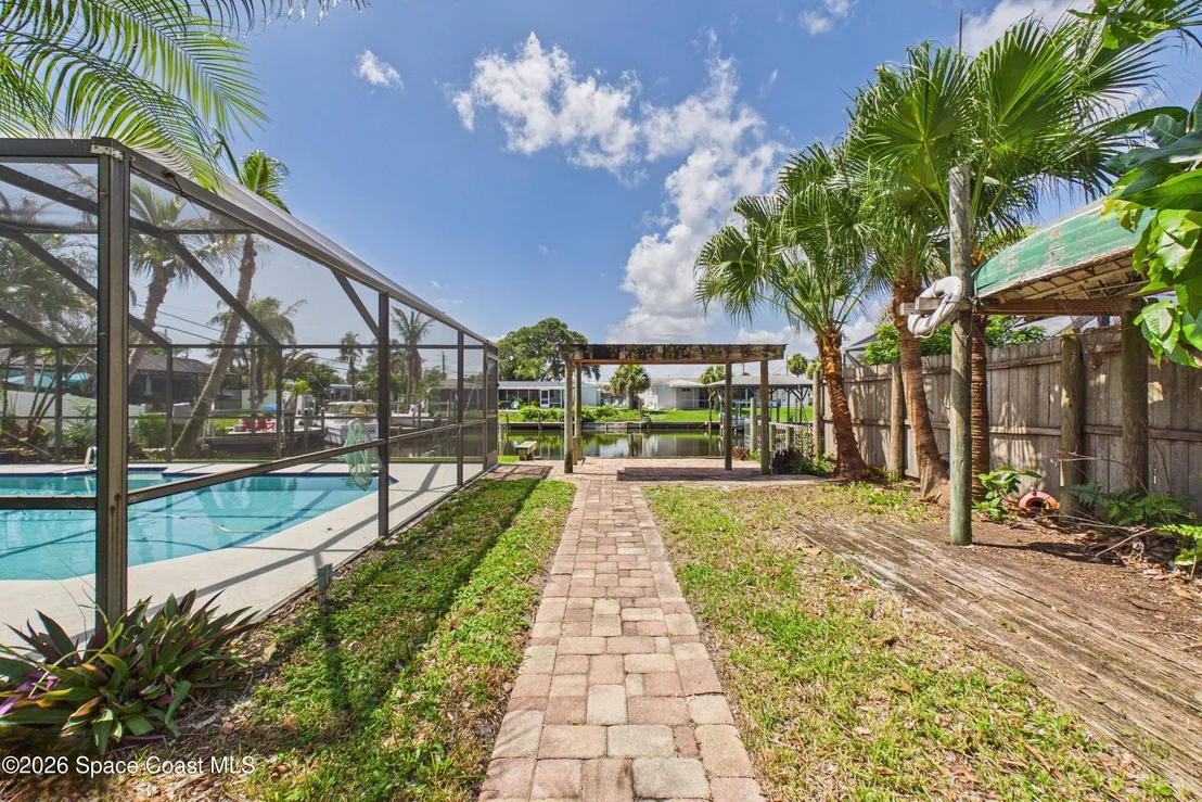 Photo of 406 Sandpiper Drive