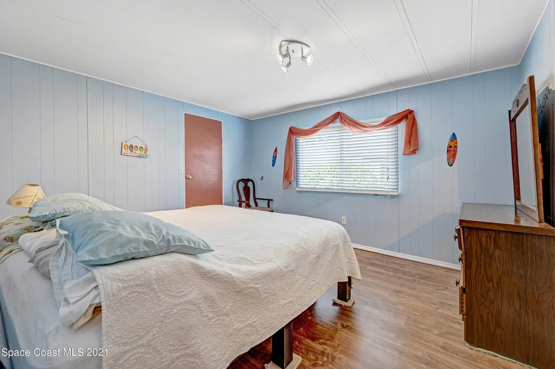 Photo of 566 Jean Circle