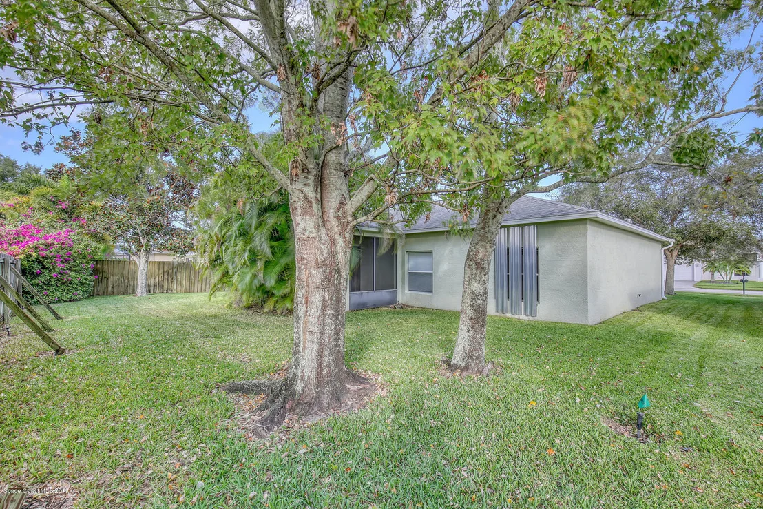 Photo of 832 Del Mar Circle