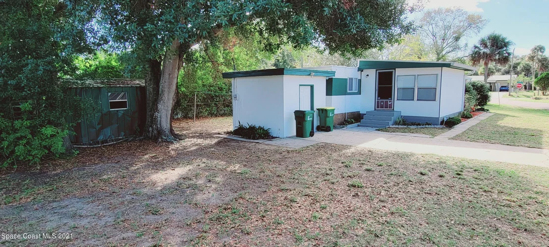Photo of 6974 Ash Drive