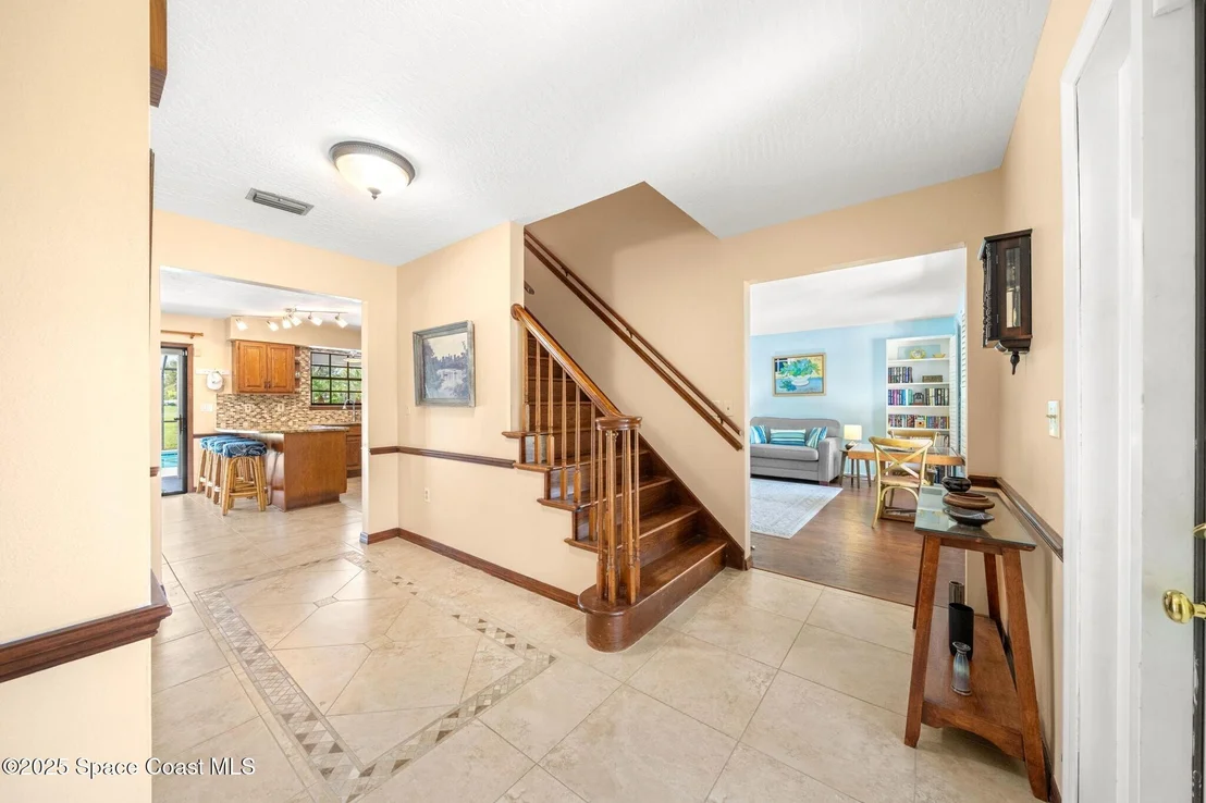 Photo of 603 Cedarside Way