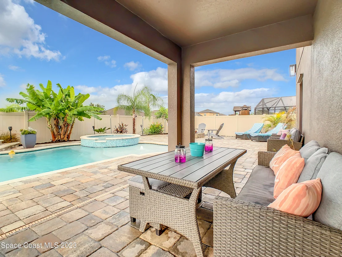 Photo of 690 Fiddleleaf Circle