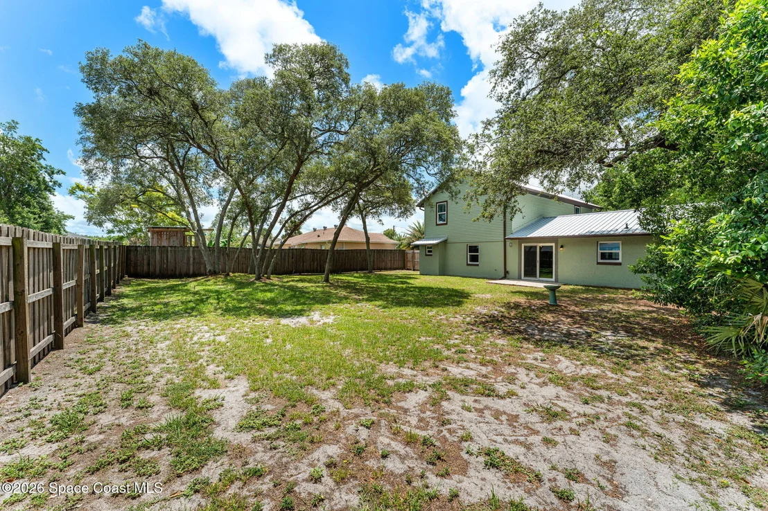 Photo of 5687 Holden Road