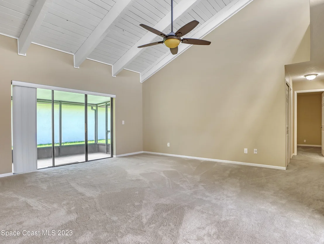 Photo of 220 Applewood Circle