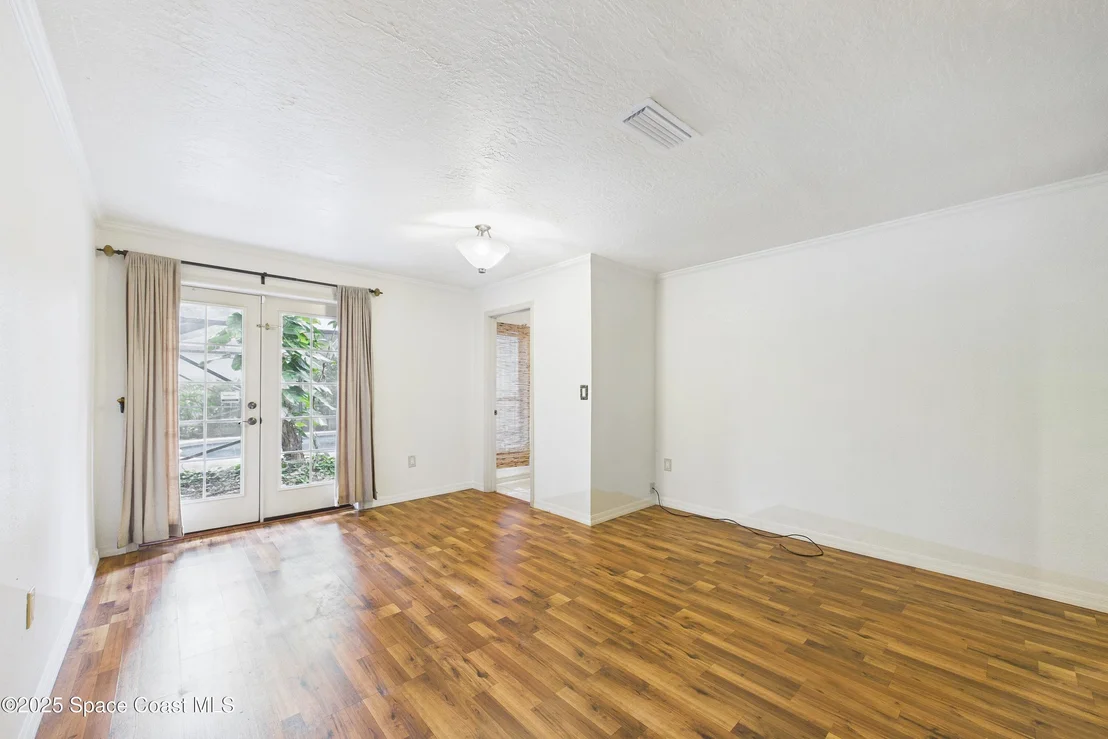 Photo of 3583 James Road