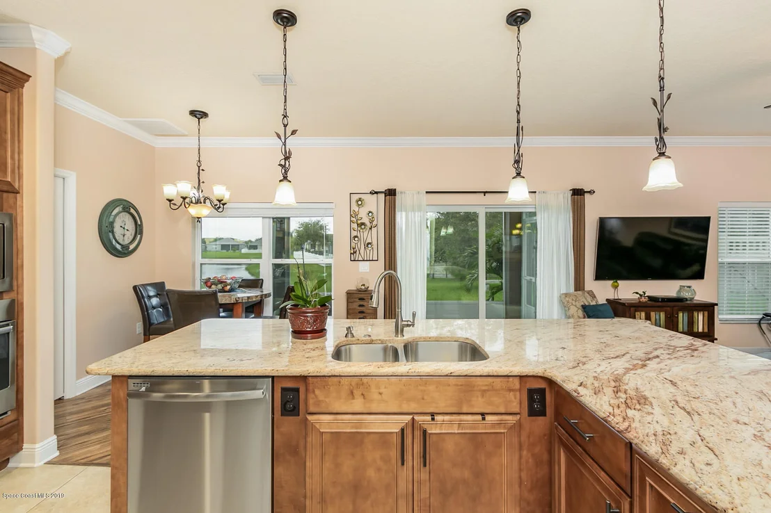 Photo of 4863 Borealis Court W