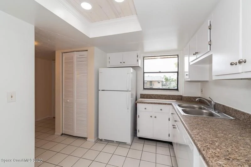 Photo of Unit 1221 at 305 Tangle Run Boulevard