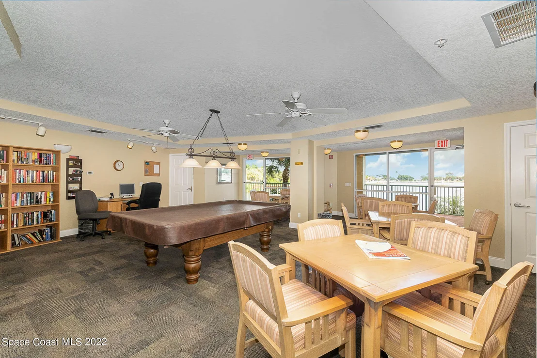 Photo of Unit 406 at 104 Riverside Drive