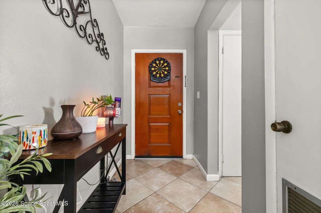 Photo of 932 Glenmore Circle