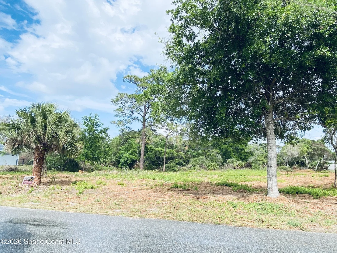 Photo of 9737 Honeysuckle Drive
