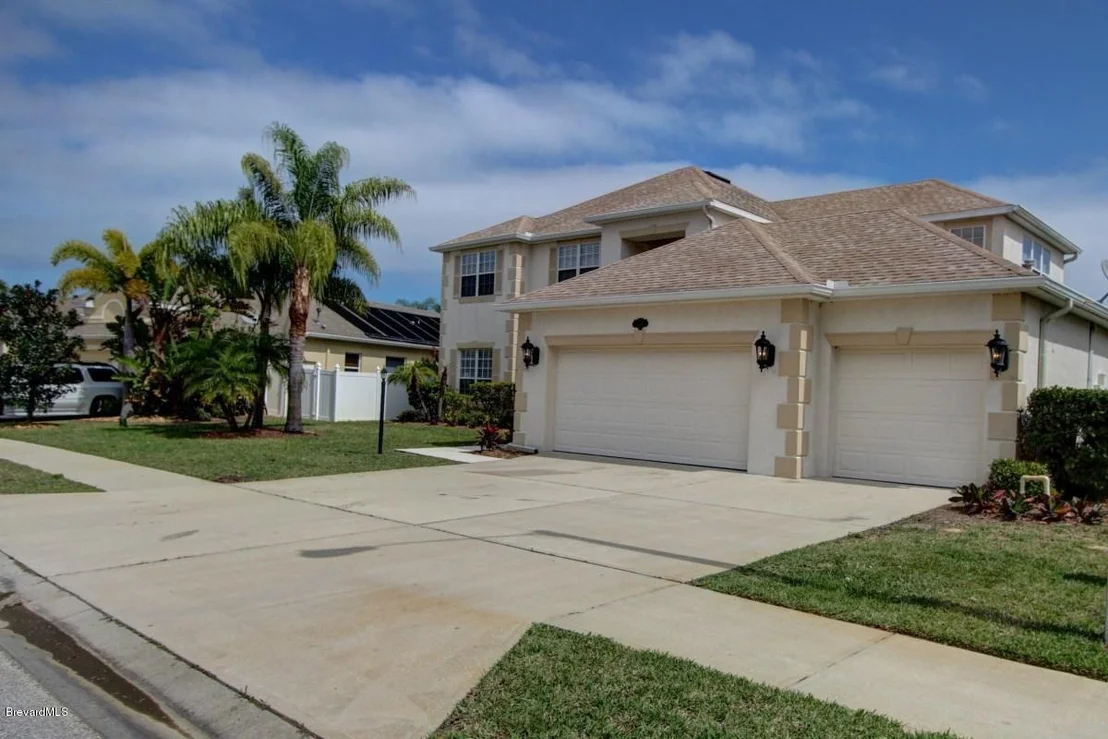 Photo of 3316 Peninsula Circle