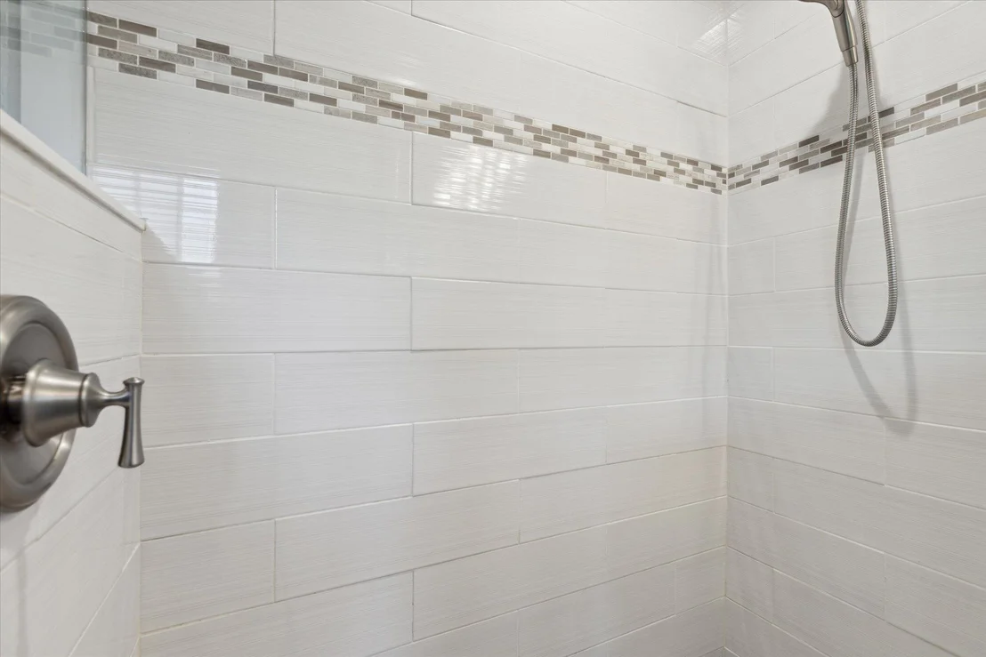 Photo of 3665 Parkway Drive