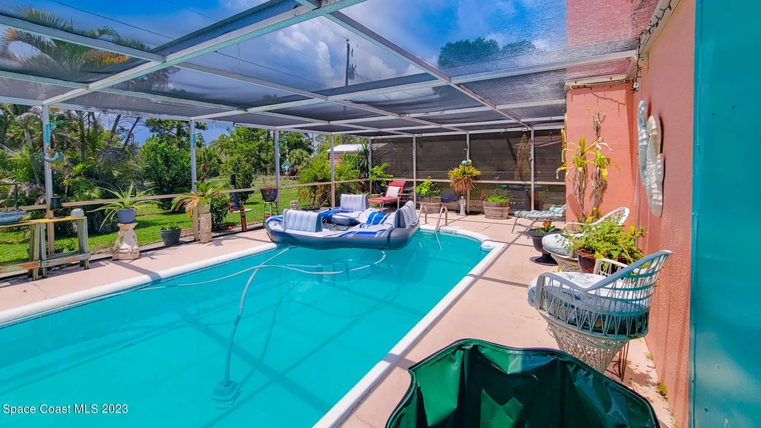 Photo of 2844 Starlight Circle NE