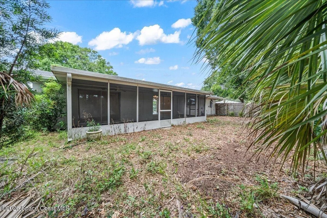 Photo of 934 Barbara Lane