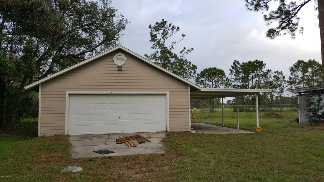 Photo of 3950 Burkholm Road
