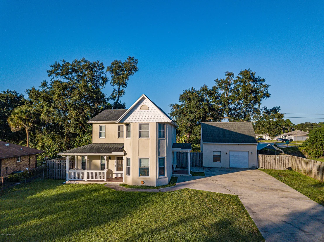 Photo of 159 Memory Lane NE