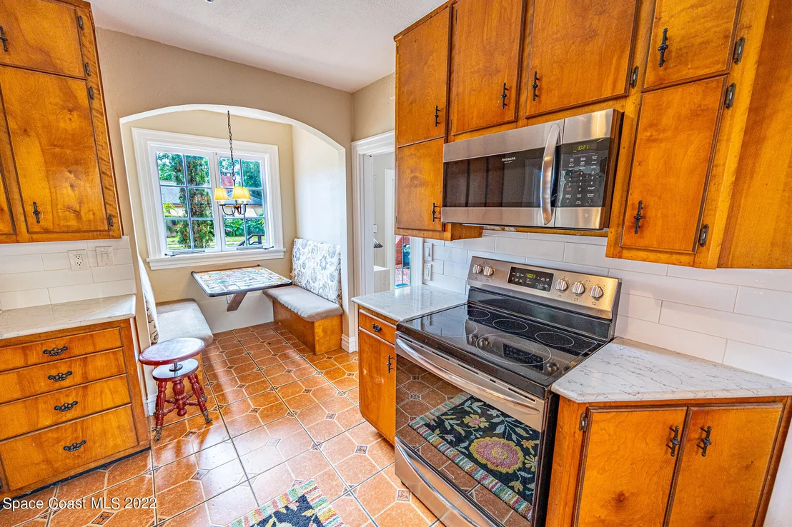 Photo of 102 Valencia Road