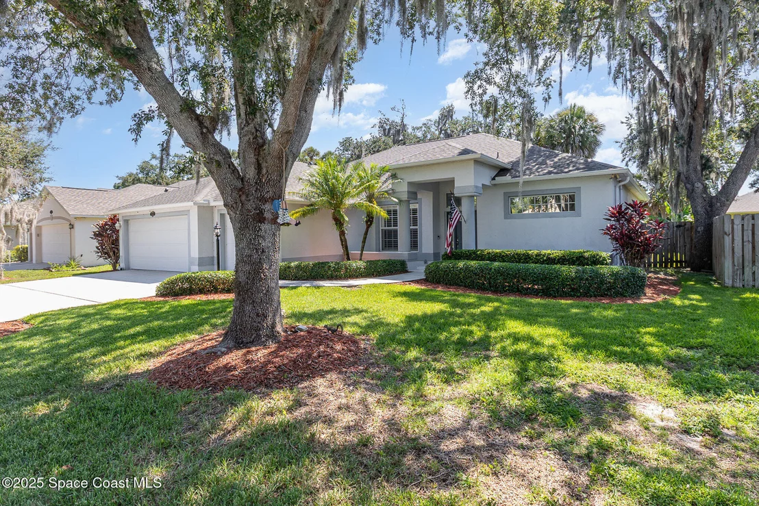 Photo of 2343 Woodfield Circle