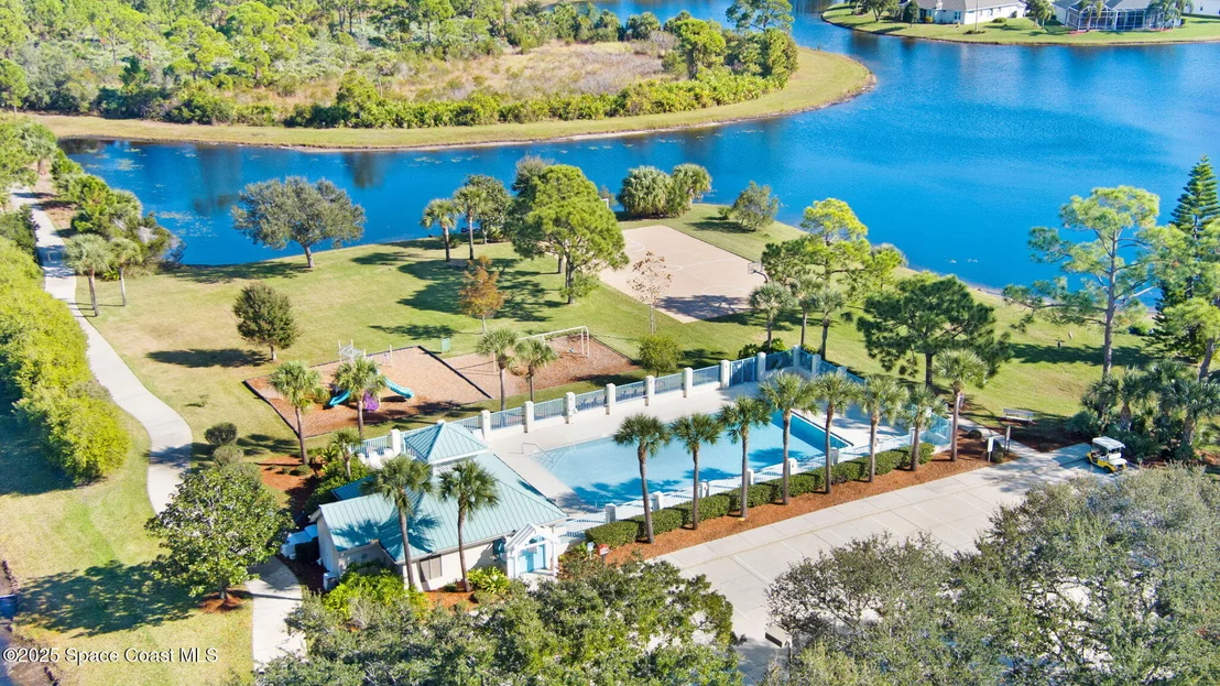 Photo of 5731 Herons Landing Drive