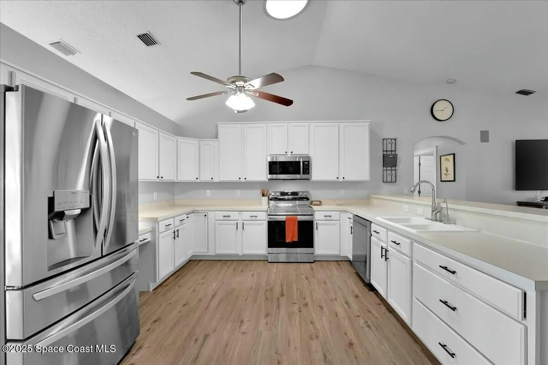 Photo of 972 Sabal Grove Drive
