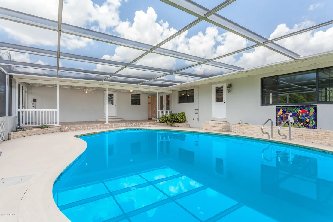 Photo of 3049 N Indian River Drive
