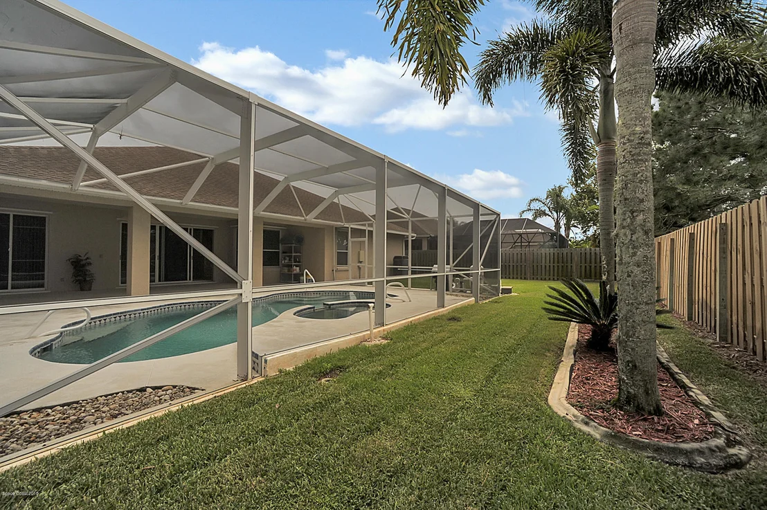 Photo of 2553 Woodfield Circle