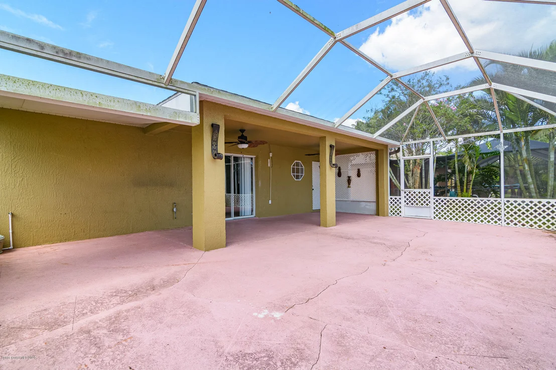 Photo of 390 Wickham Lakes Drive
