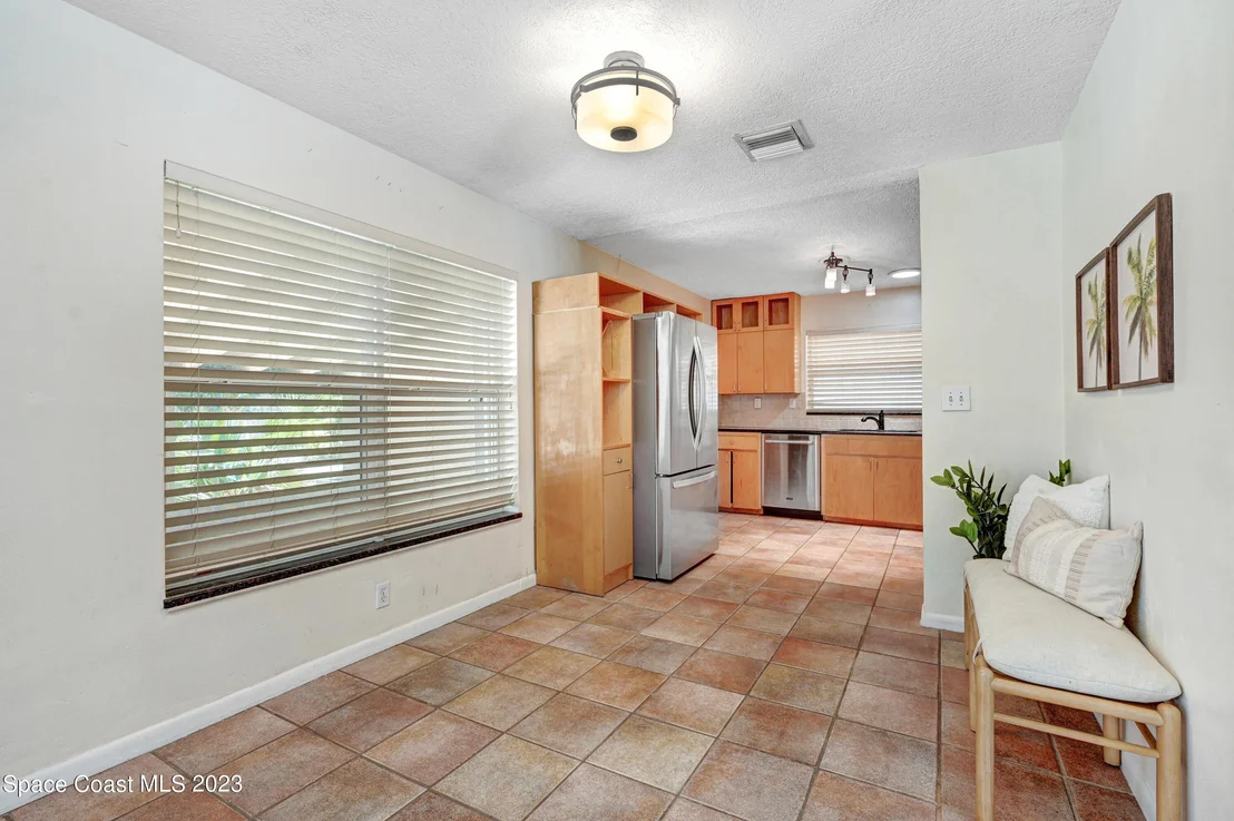 Photo of 705 3rd Avenue