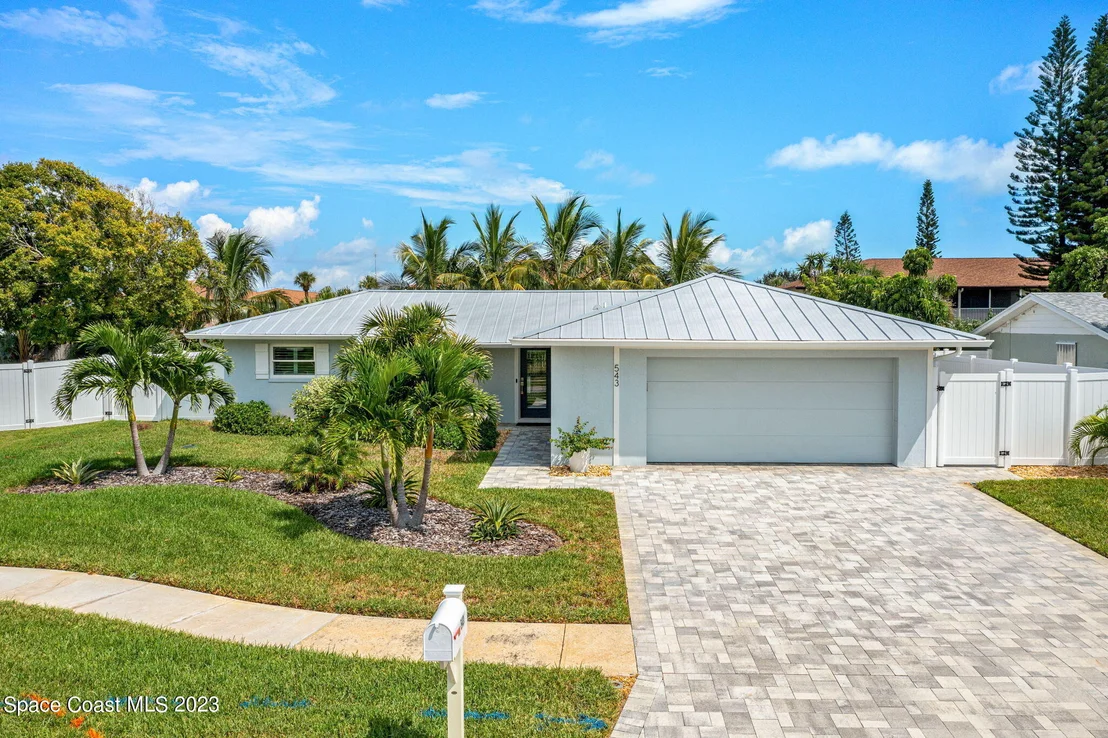 Photo of 543 Biscayne Drive