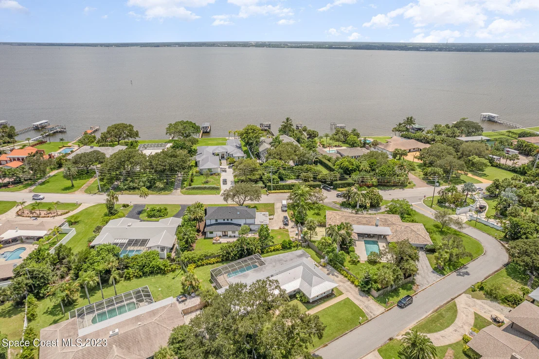 Photo of 707 Hibiscus Trail