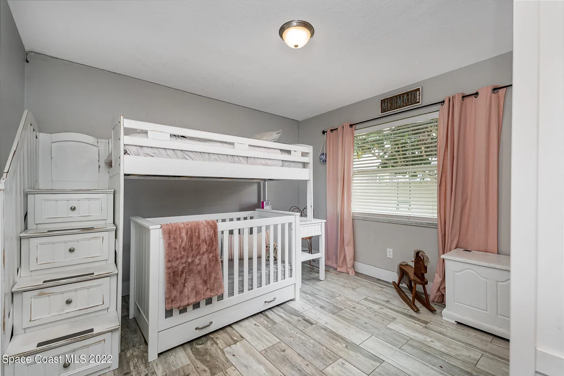 Photo of 214 7th Avenue