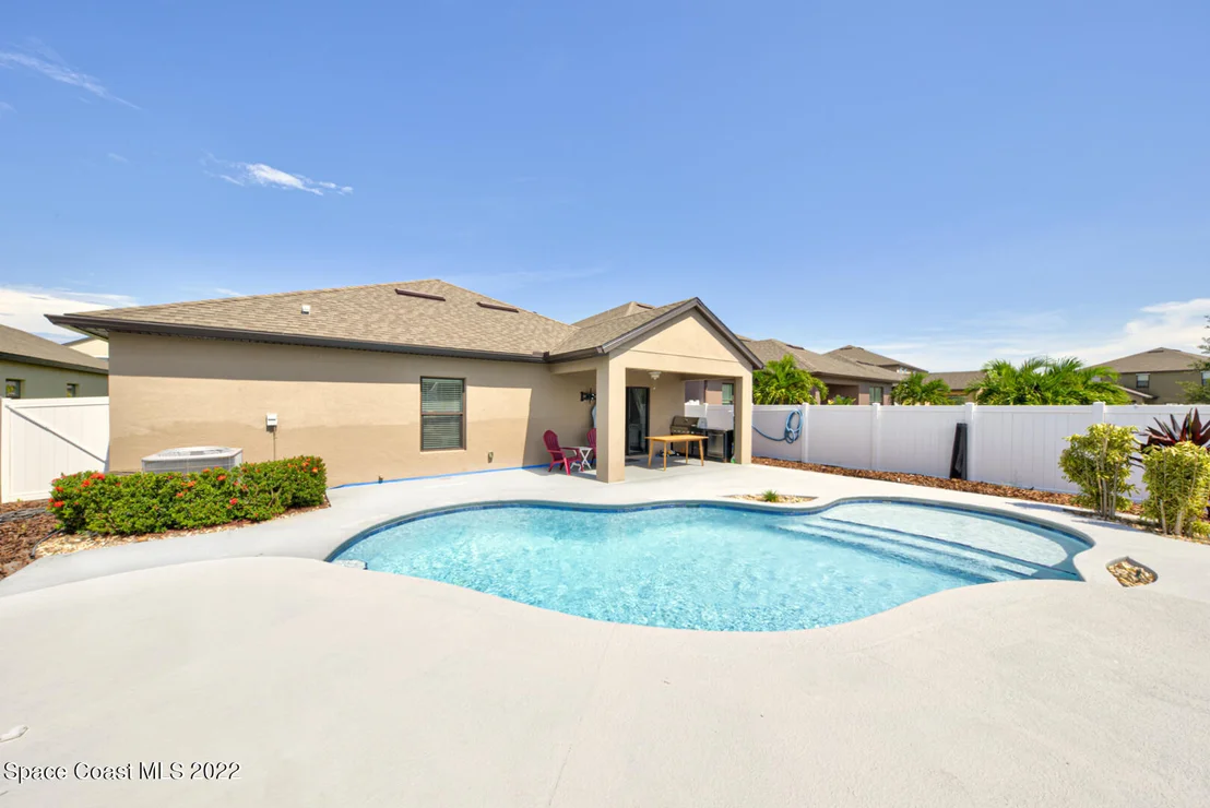 Photo of 1556 Fuji Drive