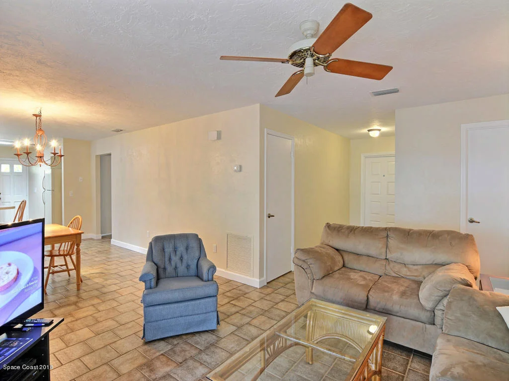 Photo of 11625 Roseland Road