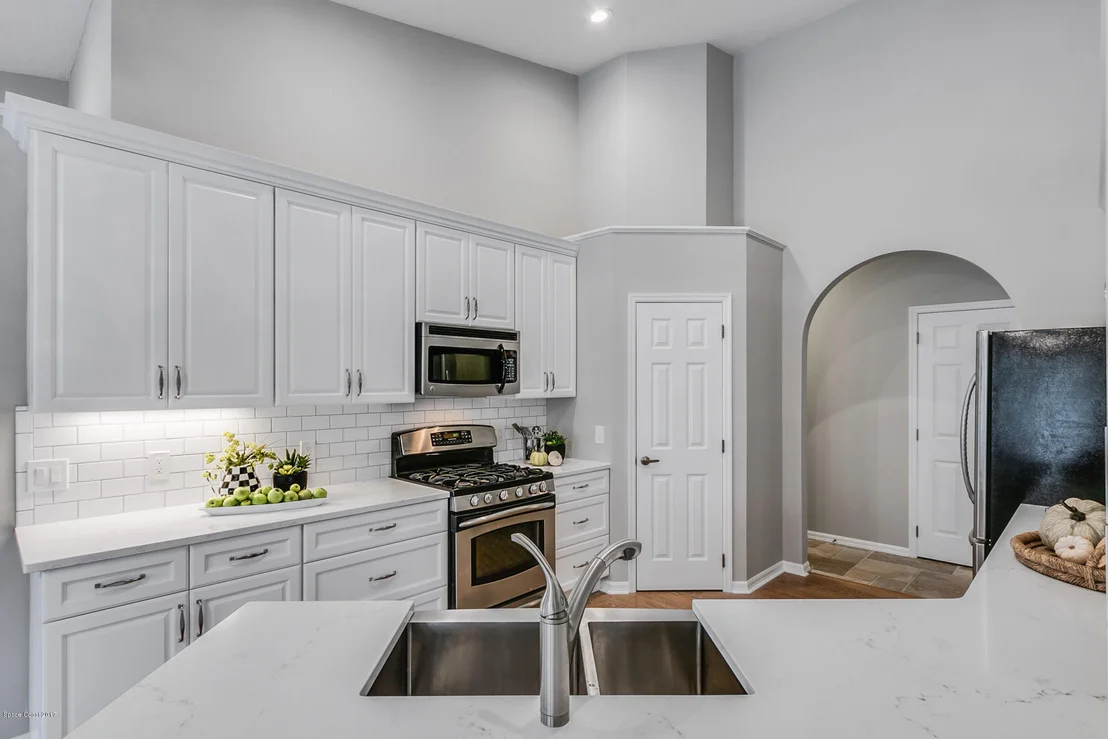 Photo of 4870 Verona Circle