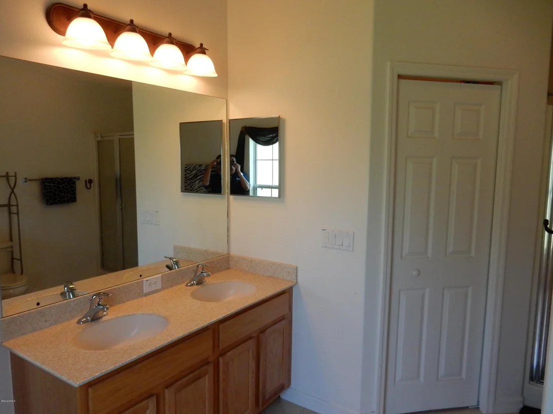 Photo of 3832 Manitoba Way