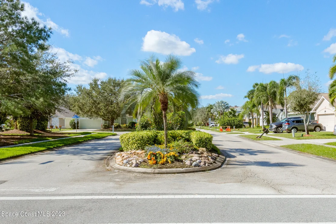 Photo of 615 Sedgewood Circle