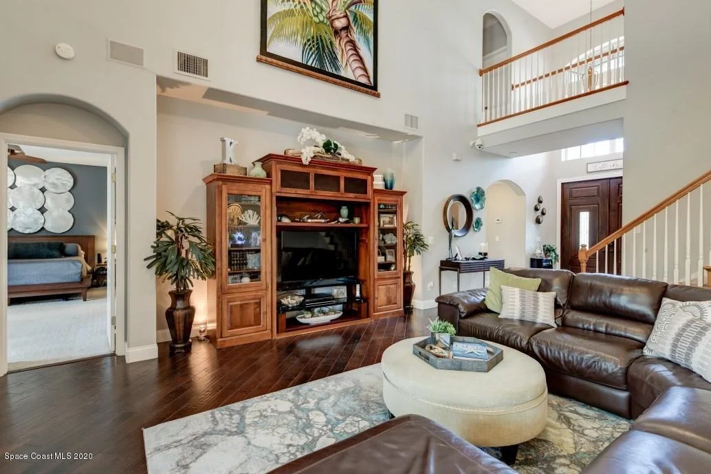 Photo of 3696 Peninsula Circle