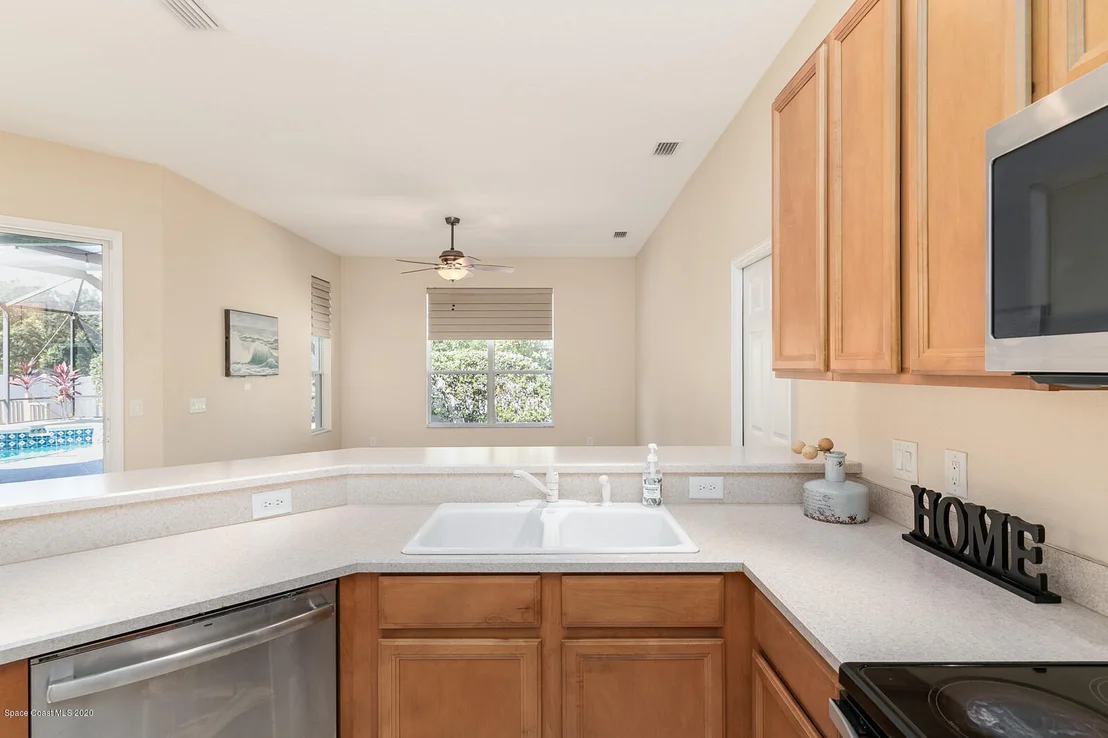 Photo of 1601 Whitman Drive