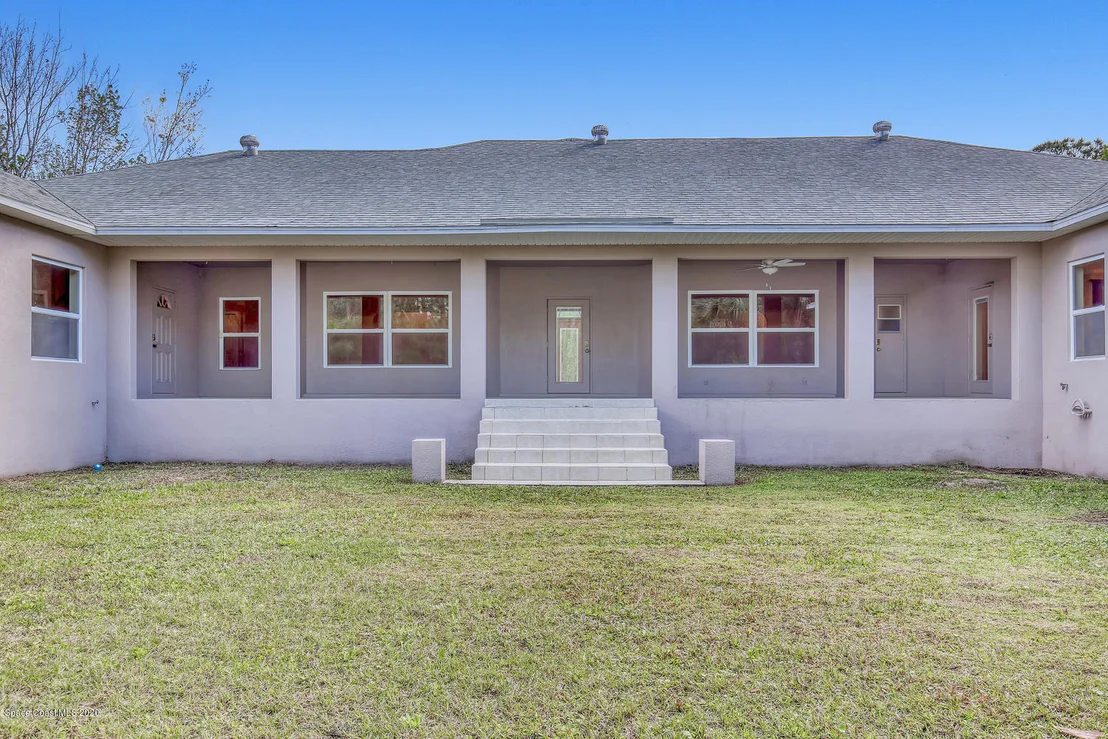 Photo of 1290 Adamson Road
