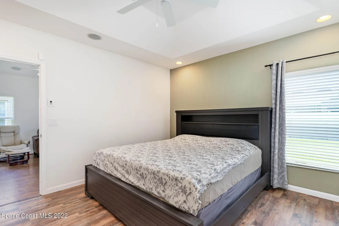 Photo of 1845 Litchfield Drive