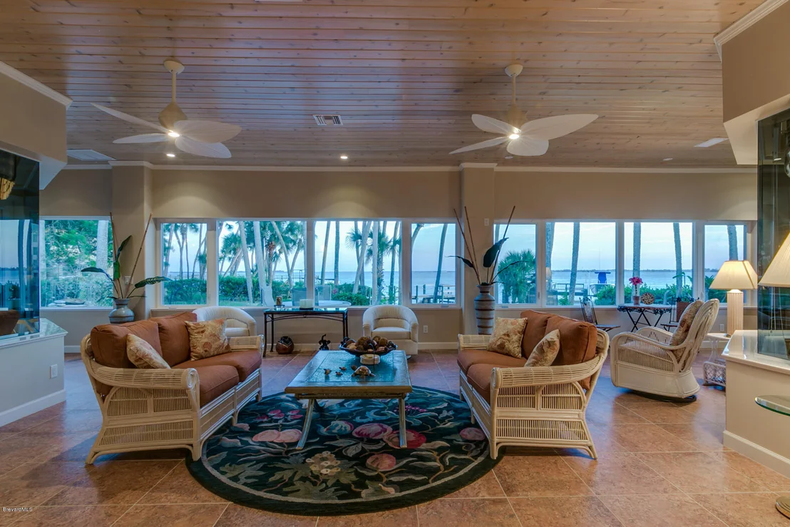 Photo of 290 Hammock Shore Drive