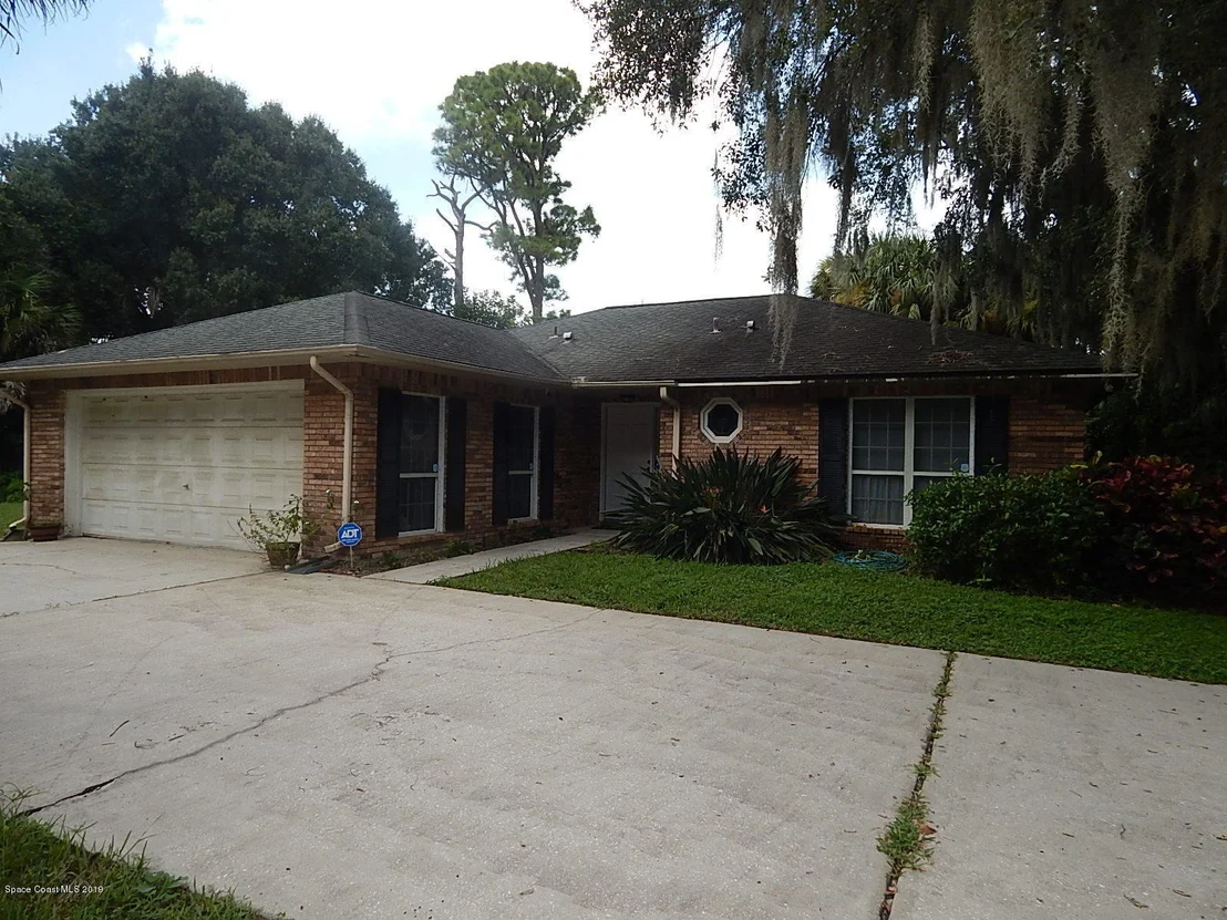 Photo of 245 Gray Road