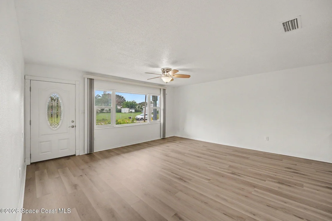 Photo of 1430 Windward Drive
